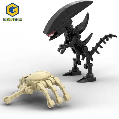 MOC-26063 Alien and Face Hugger