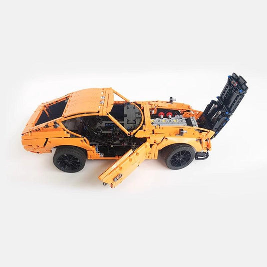 MOC-26511 1971 Nissan 240Z Fairlady - Alternate build of 42056 Porsche 911 GT3 RS