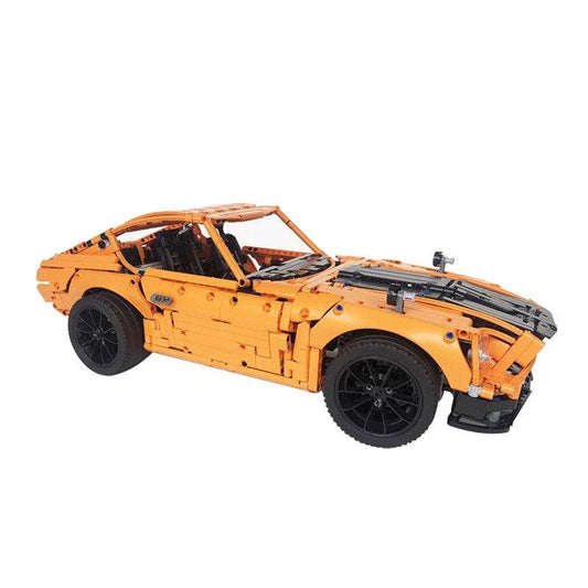 MOC-26511 1971 Nissan 240Z Fairlady - Alternate build of 42056 Porsche 911 GT3 RS